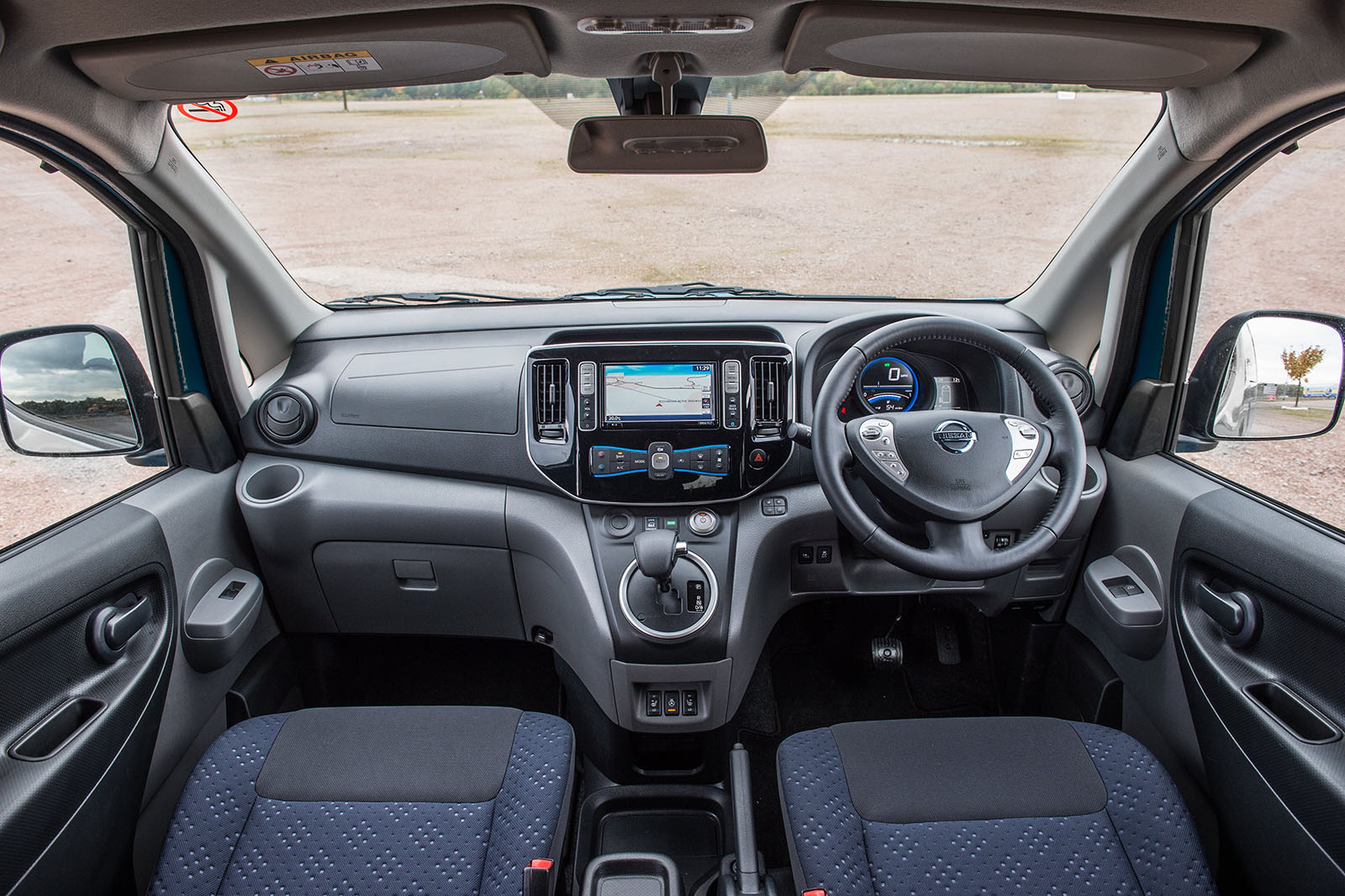 Nissan e-NV200 interior