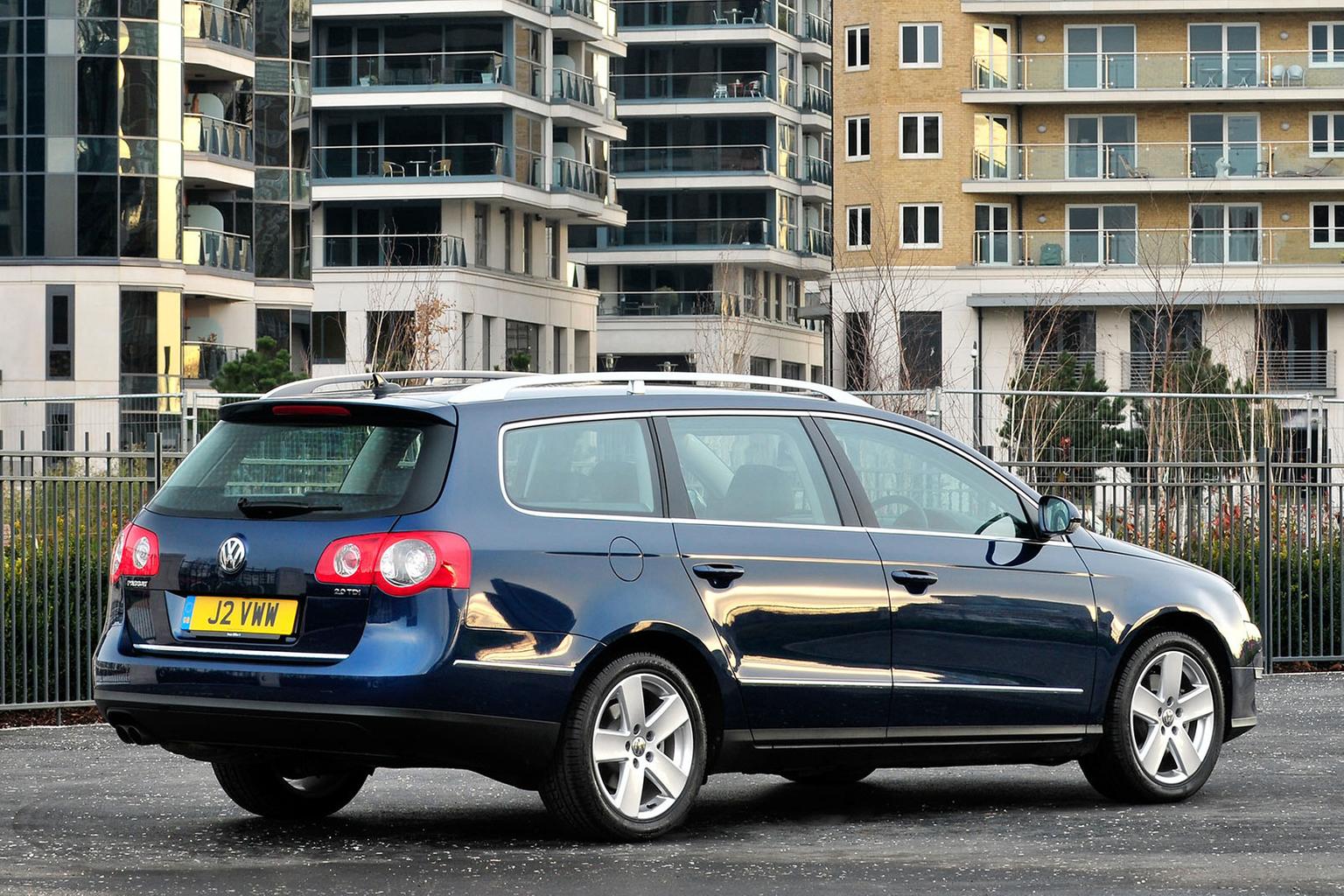 Volkswagen Passat Estate 05 - 15
