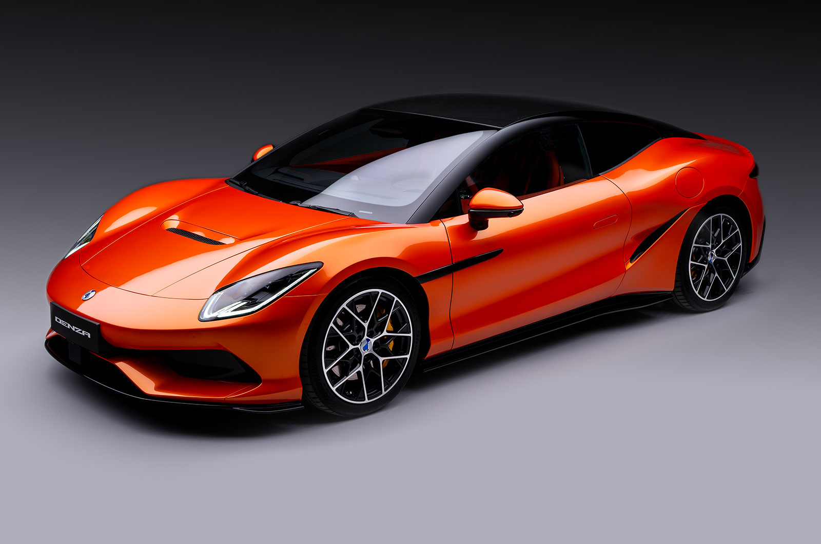Denza Z9 GT front three quarter