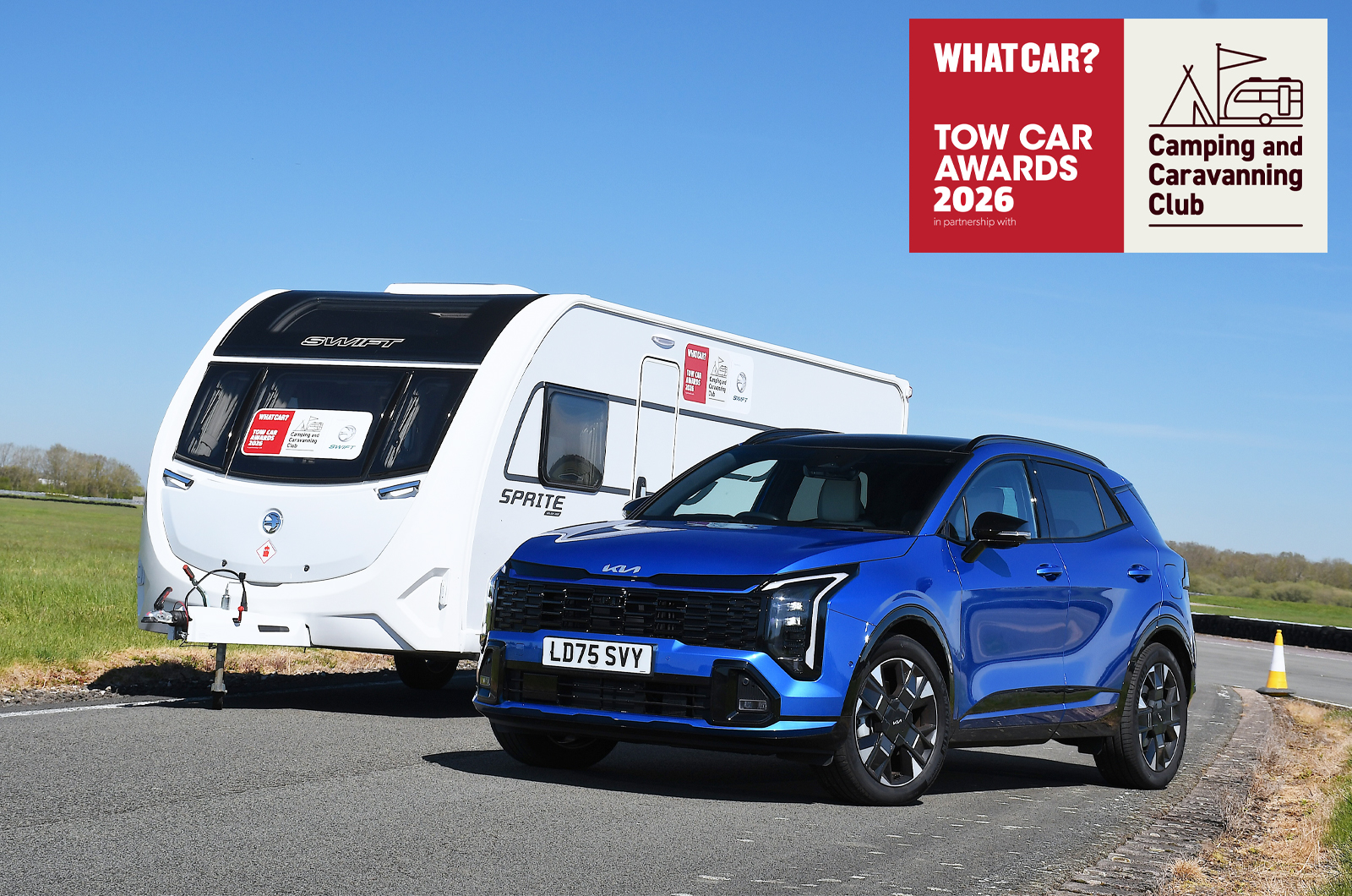 Kia Sportage front static with caravan