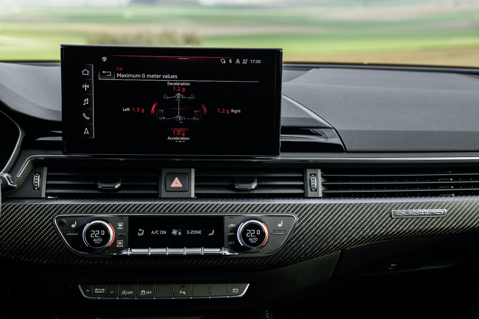 Audi RS4 Avant 2022 interior infotainment