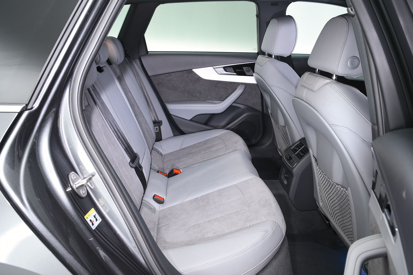 Audi A4 Avant rear seats