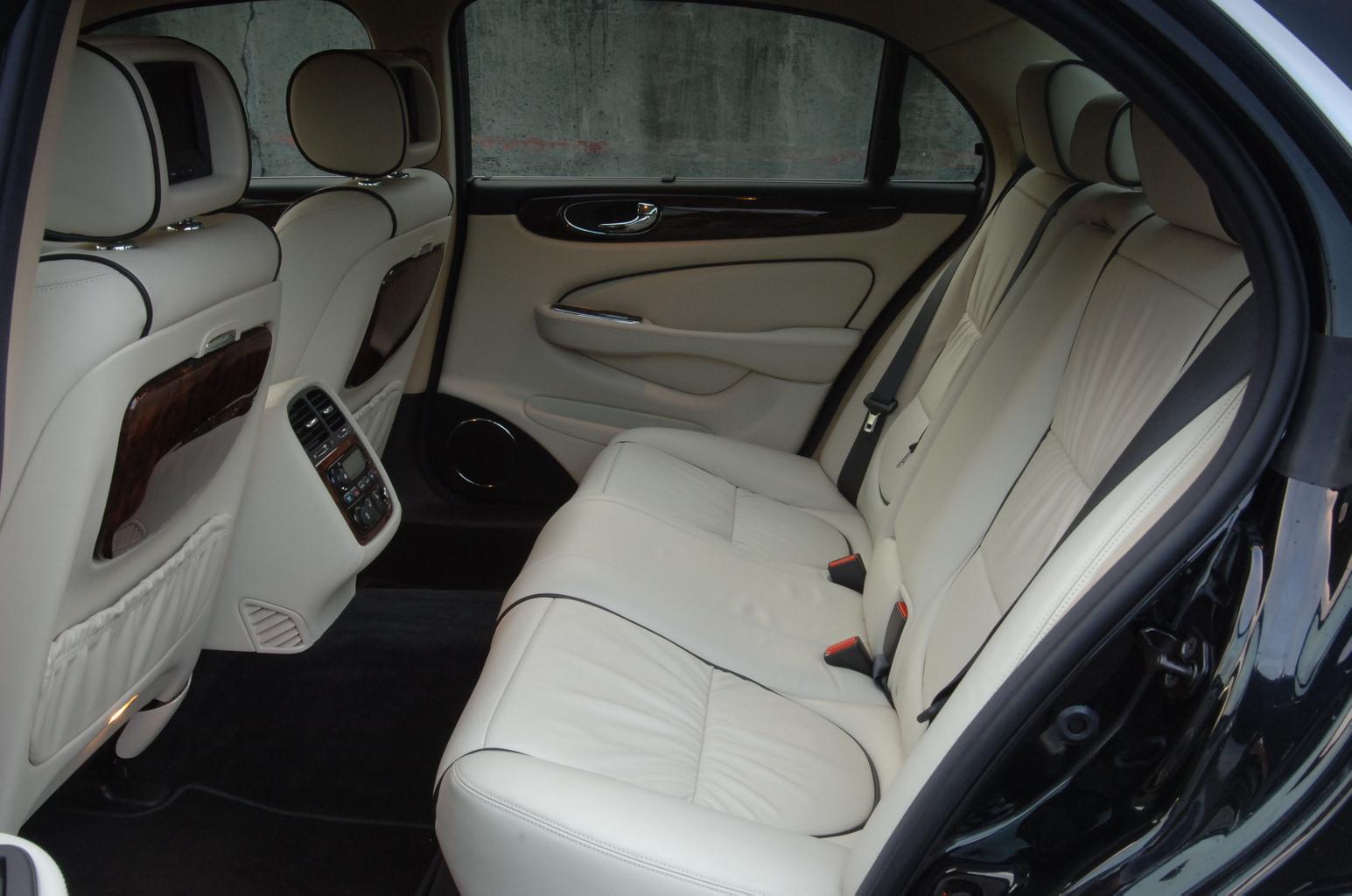 Jaguar XJ Saloon (03 - 09)