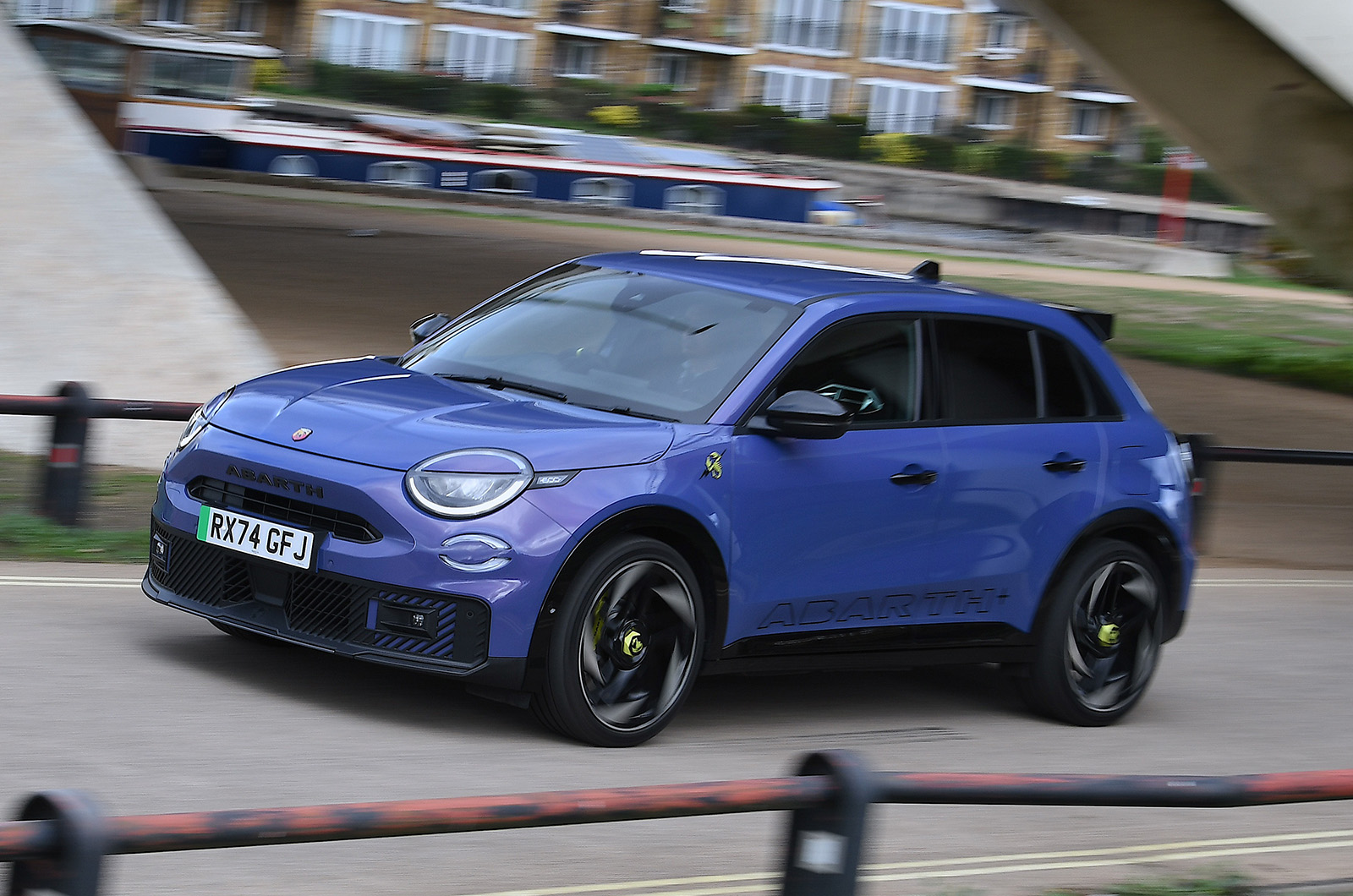 Abarth 600e front three-quarters