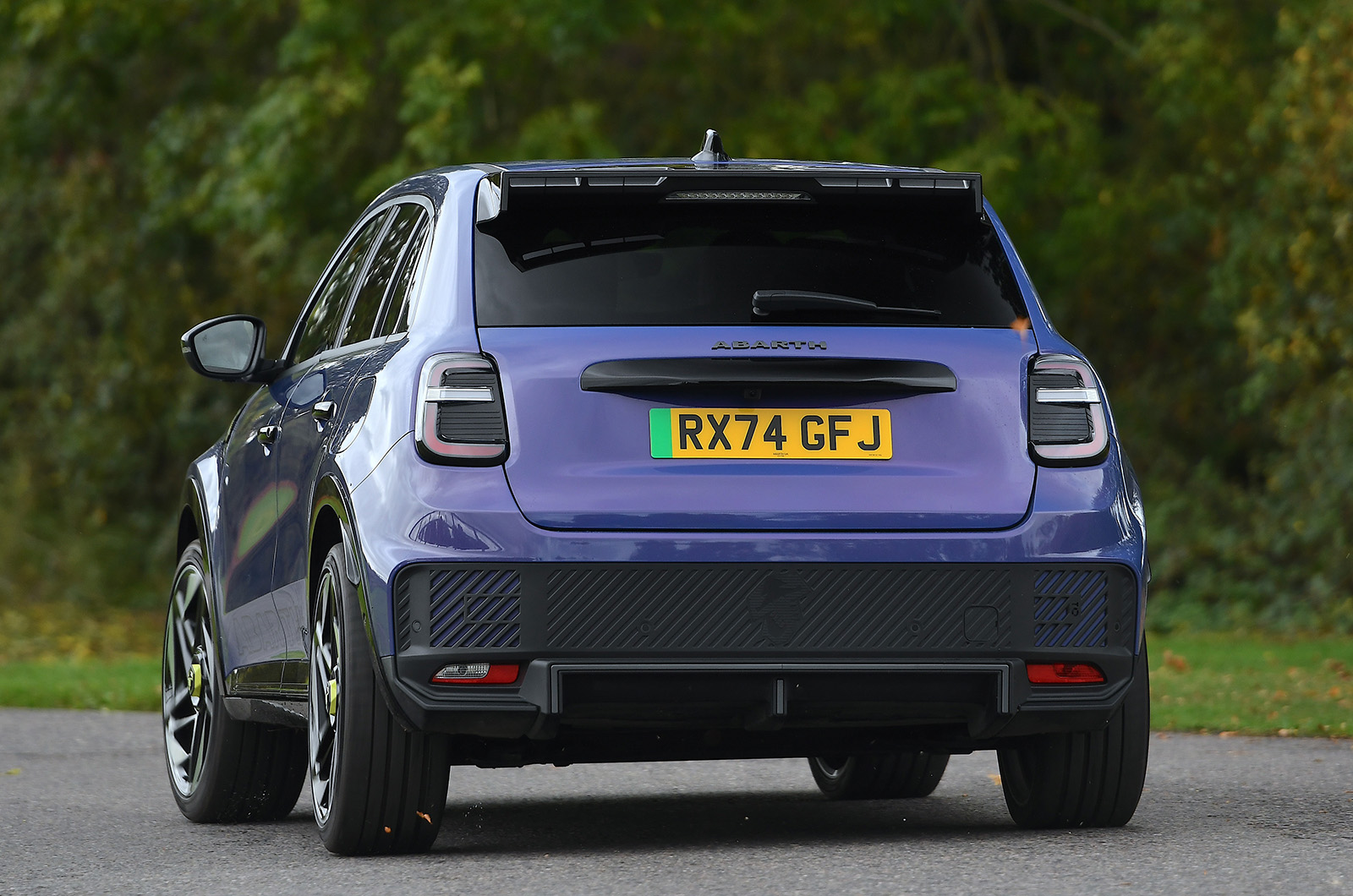 Abarth 600e rear