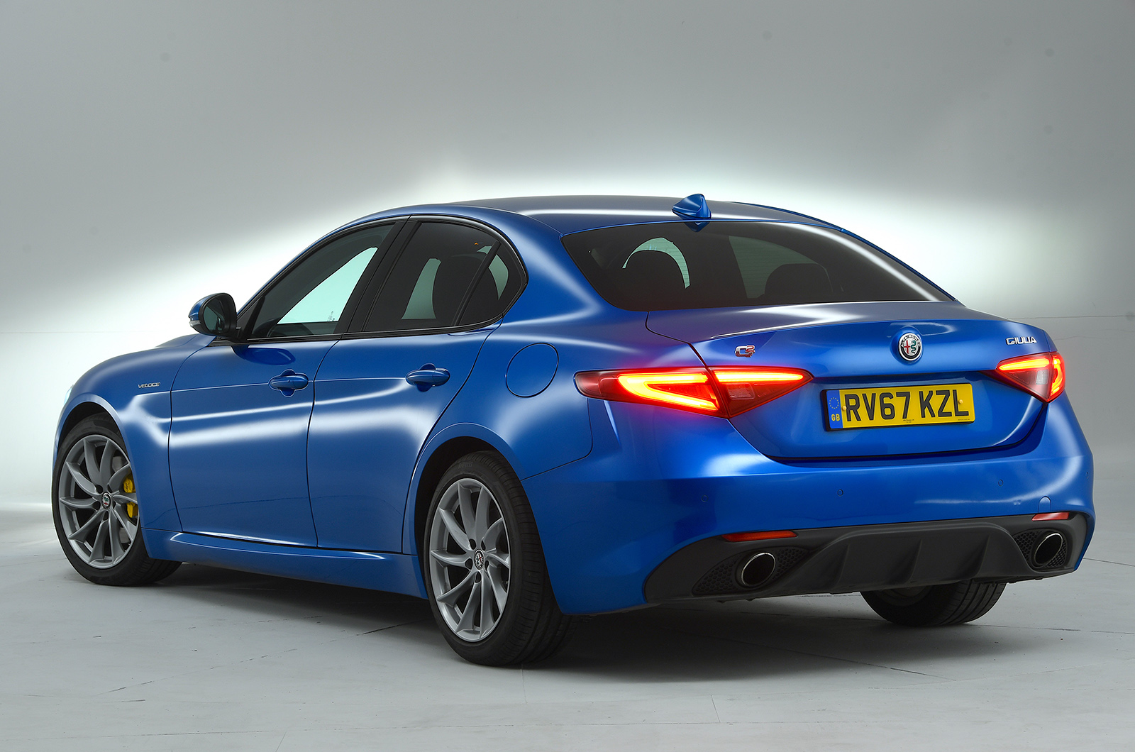 Alfa Romeo Giulia Veloce rear studio