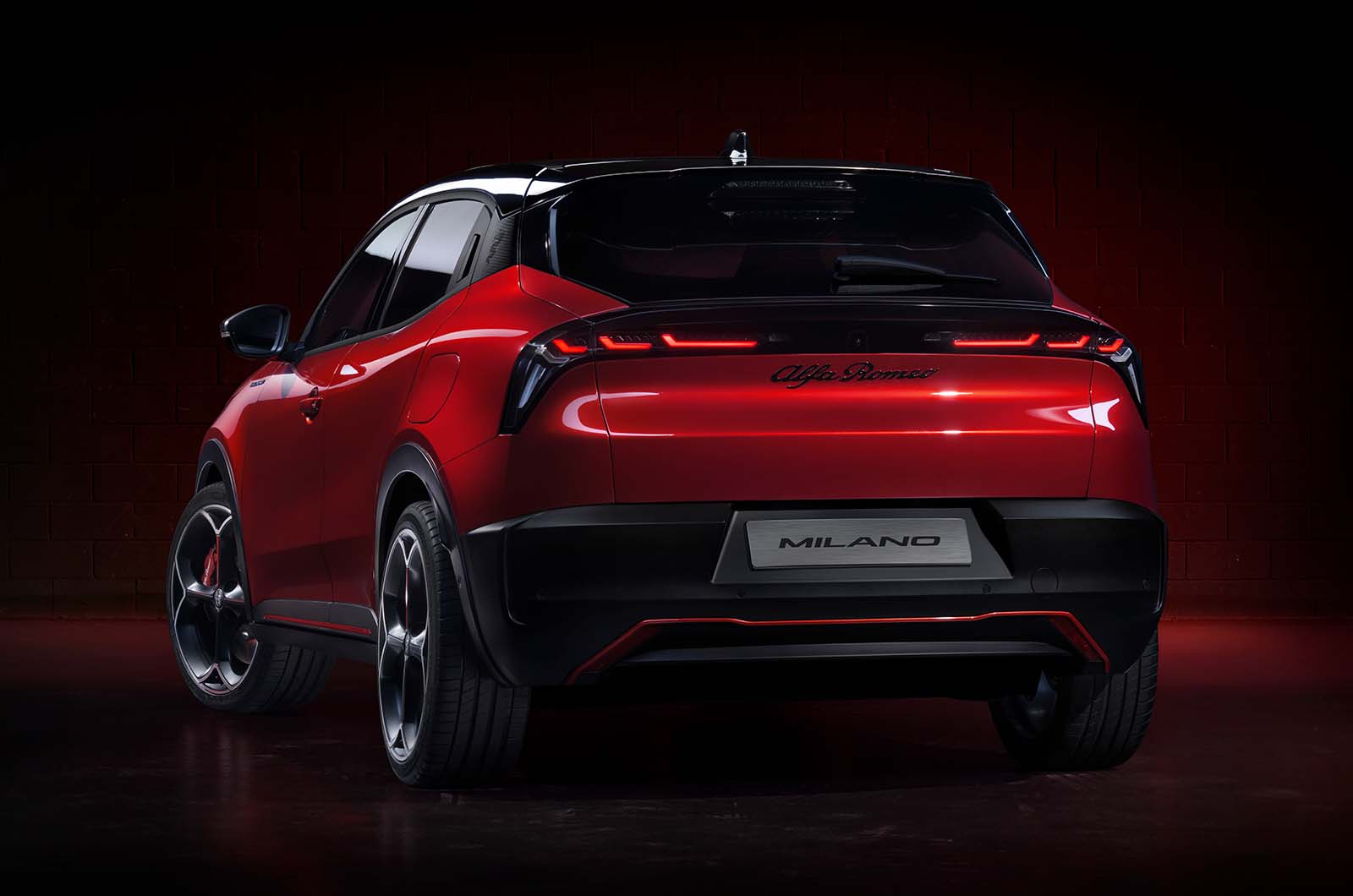 Alfa Romeo Milano rear static