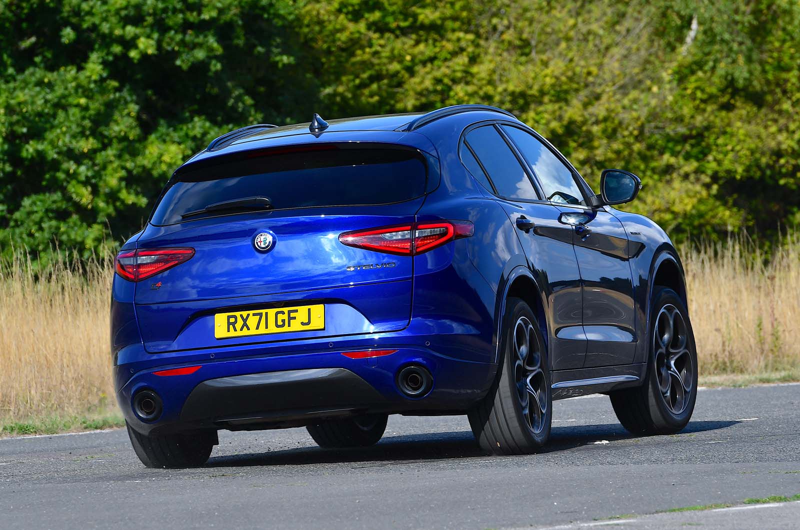 Alfa Romeo Stelvio Veloce 2022 rear