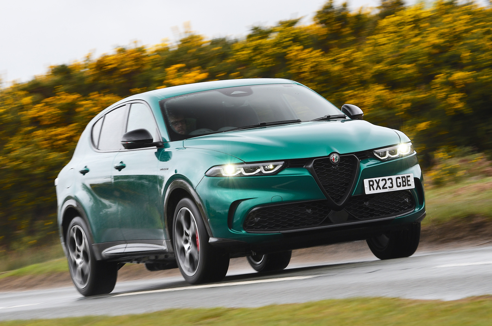 Alfa Romeo Tonale front