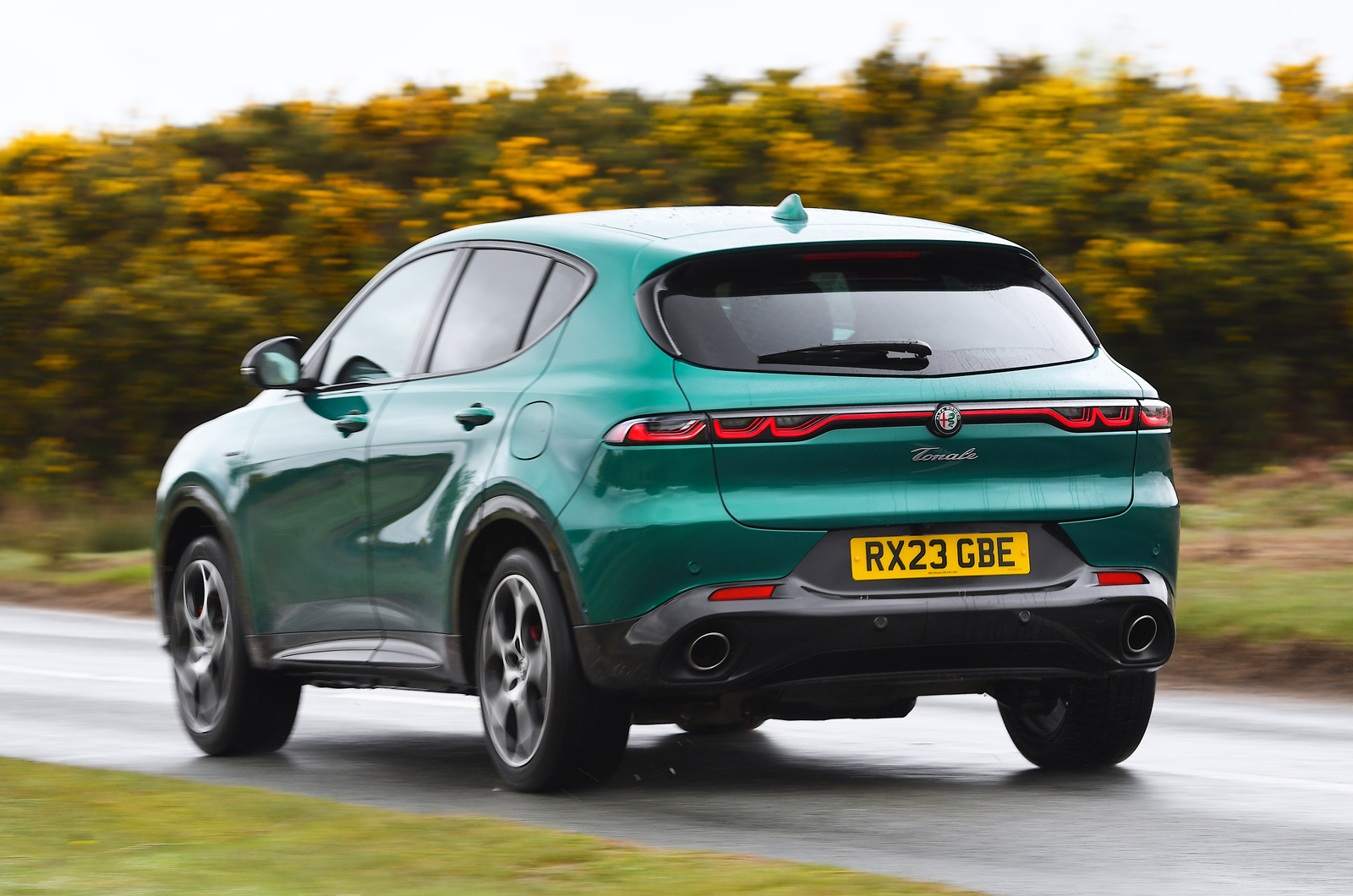 Alfa Romeo Tonale rear