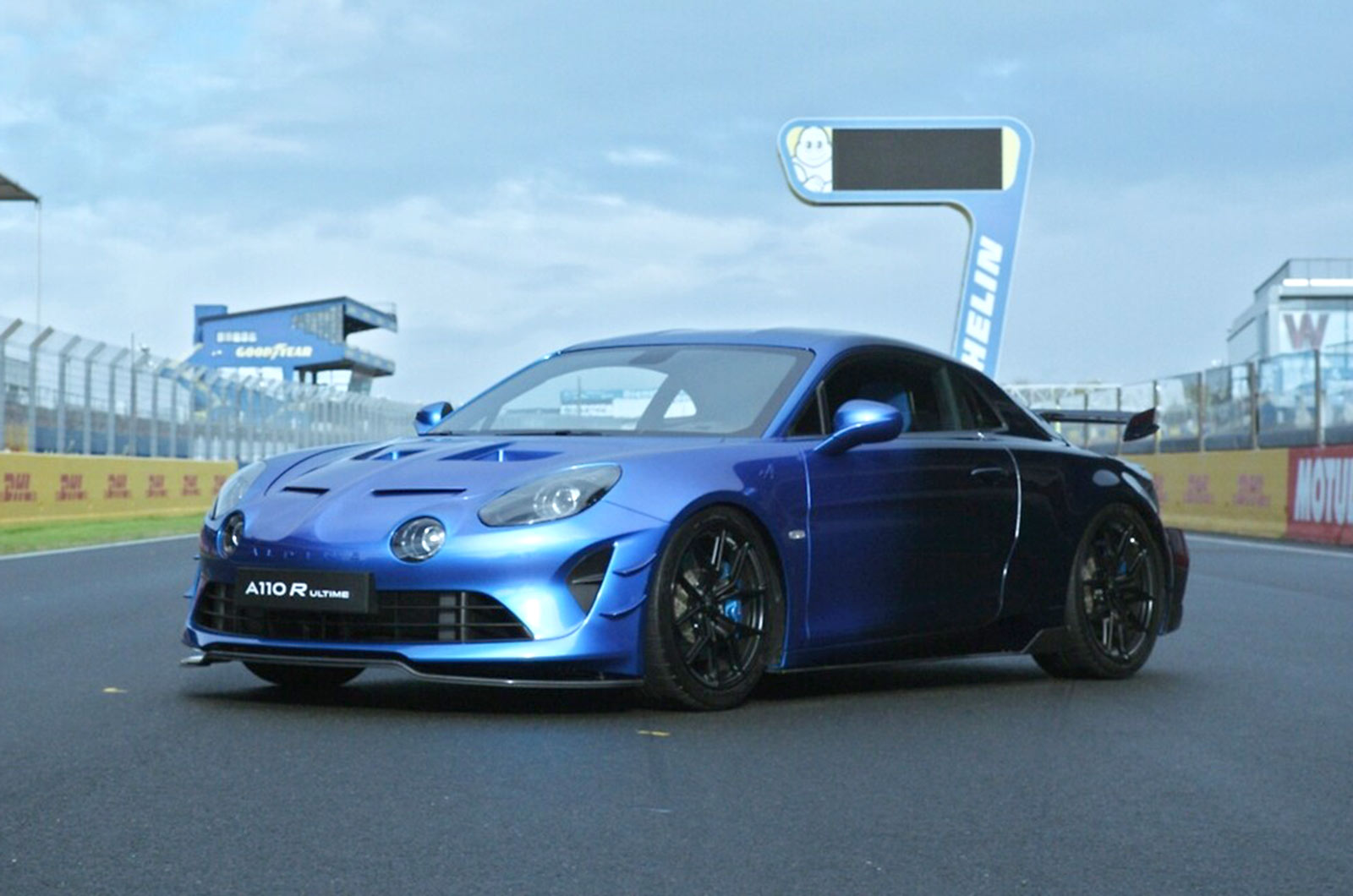 Alpine A110 R Ultime front static