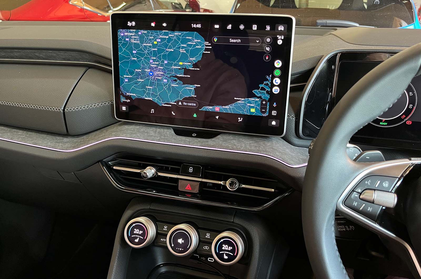 Using Google Maps via Android Auto in a Skoda Kodiaq