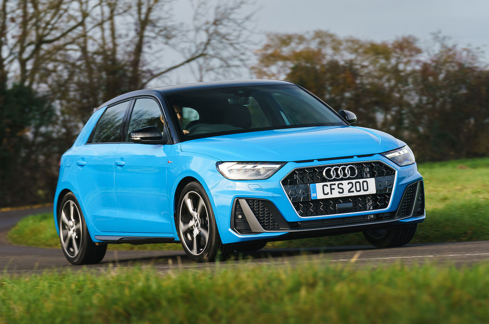 Audi A1 Sportback front right tracking