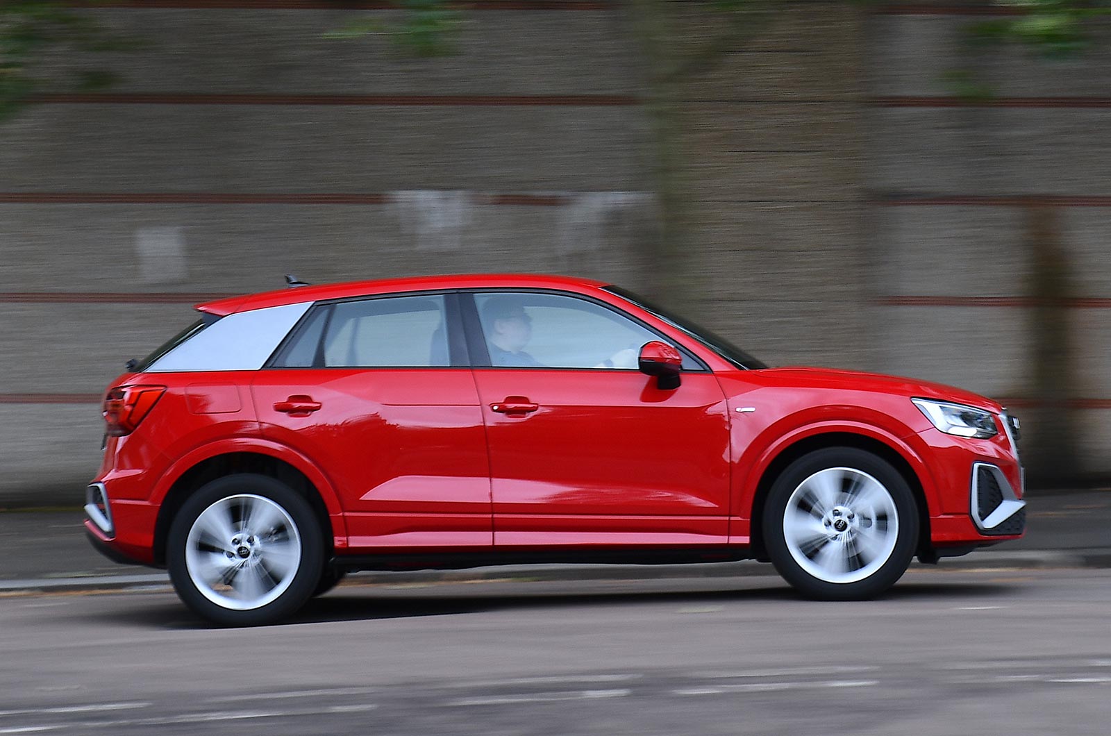 Audi Q2 driving side
