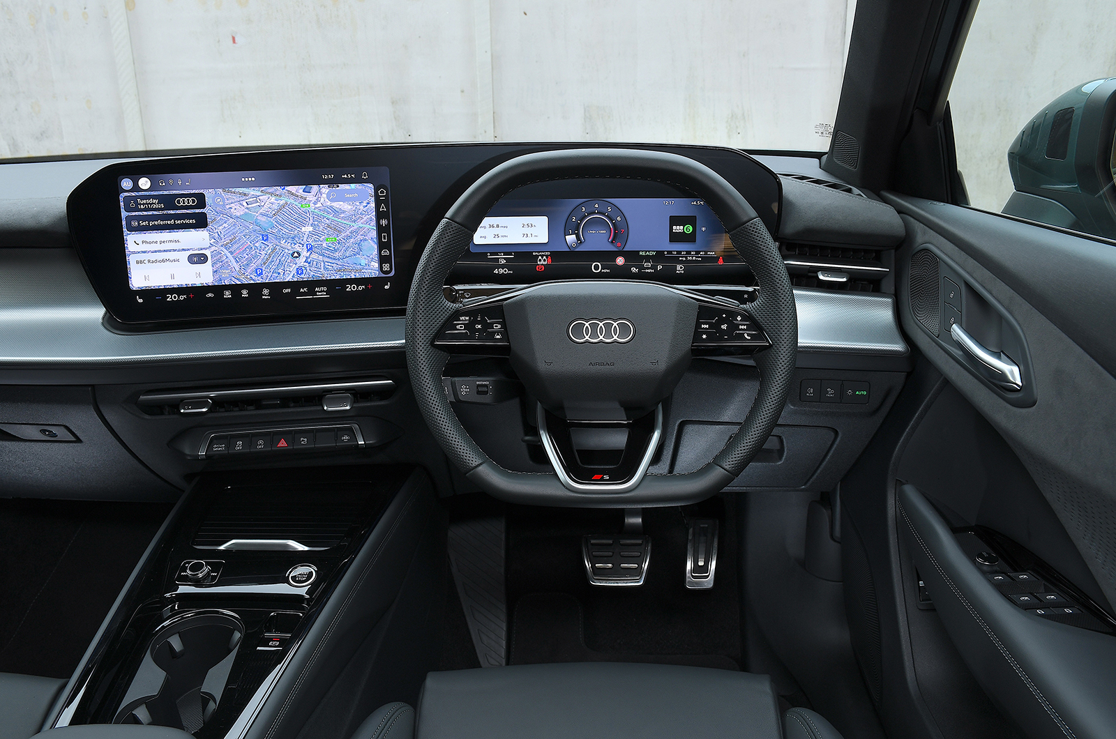 Audi Q3 dashboard