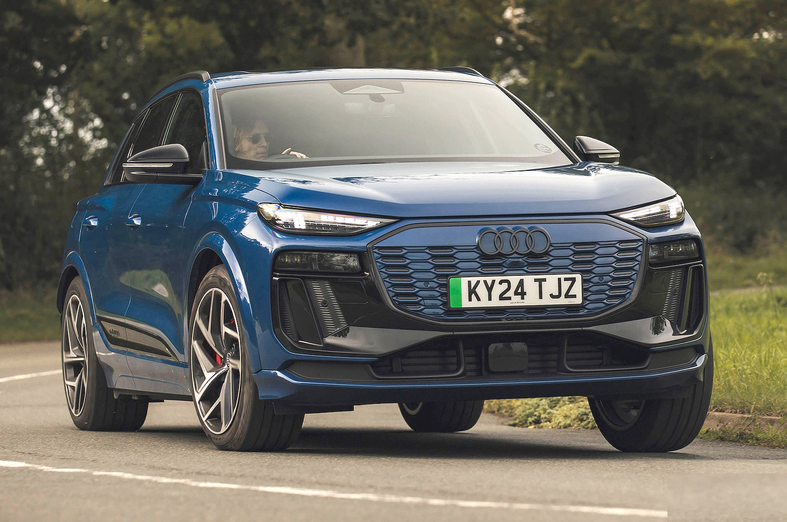 Audi Q6 e-tron front cornering