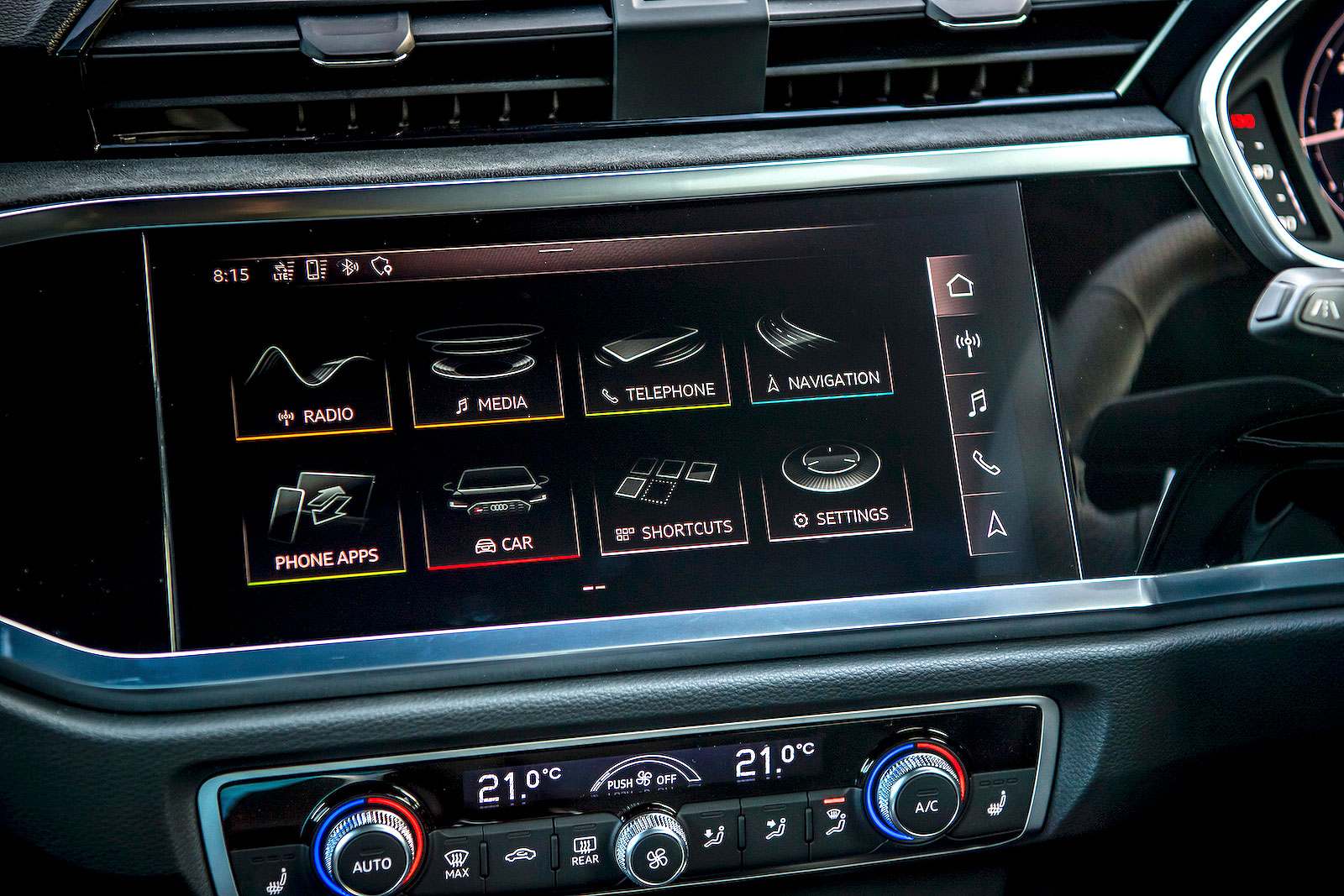 Audi RS Q3 Sportback interior infotainment
