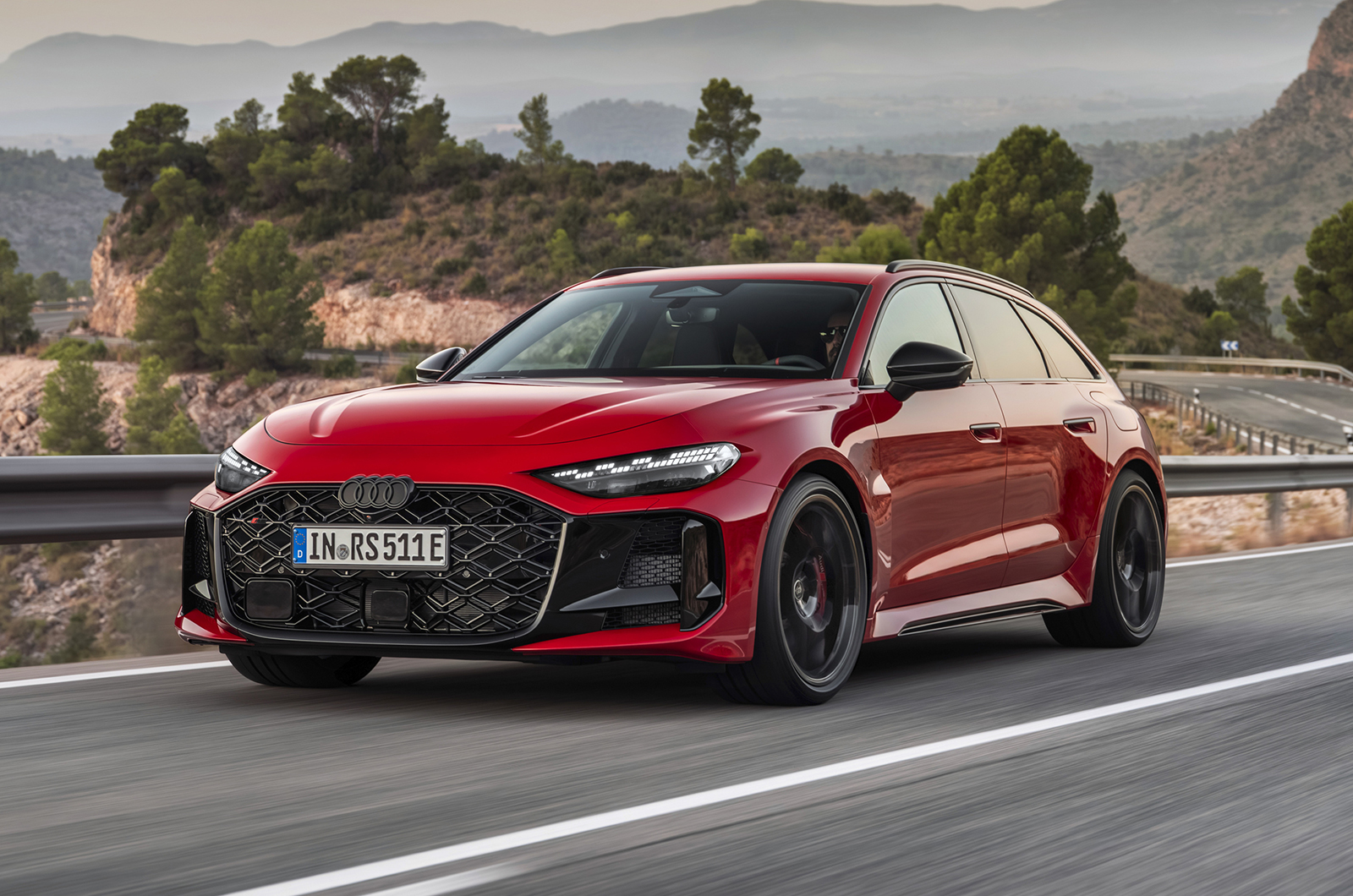 Audi RS5 front driving