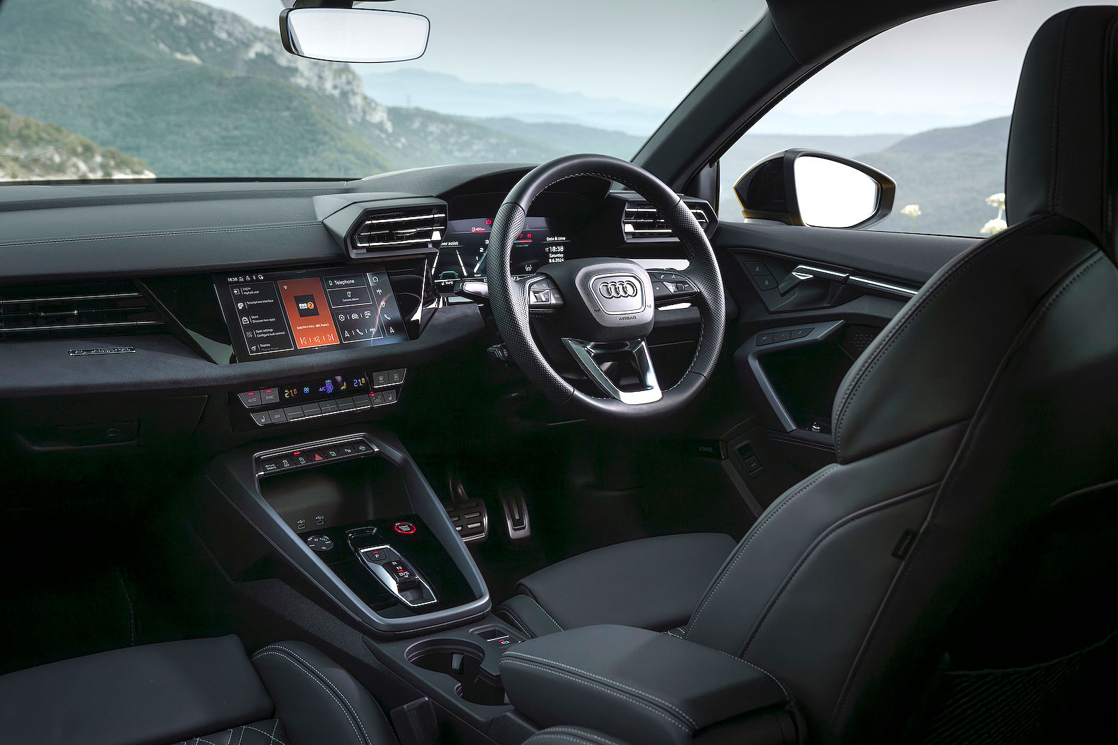 Audi S3 Sportback front seats