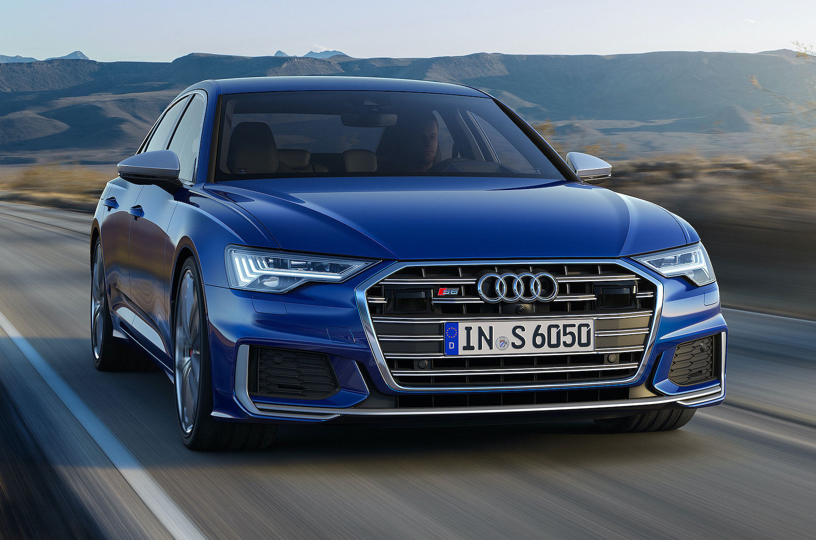 Audi S6 2022 front right tracking