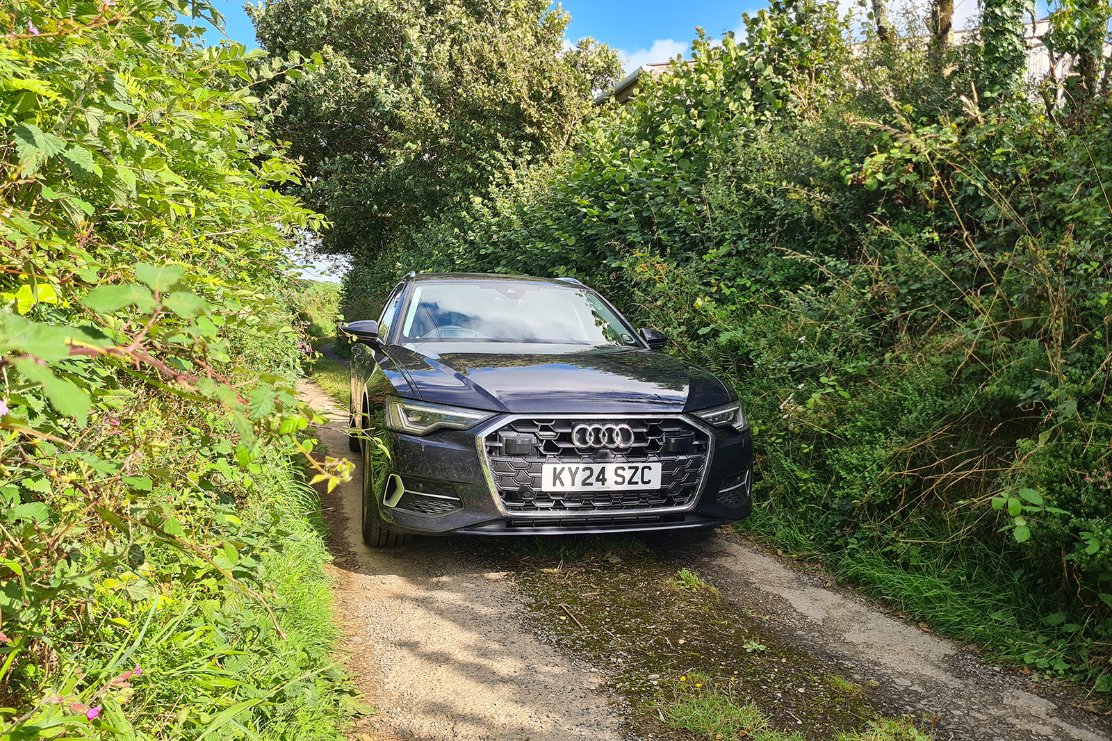 Audi A6 Avant long-term test narrow lanes