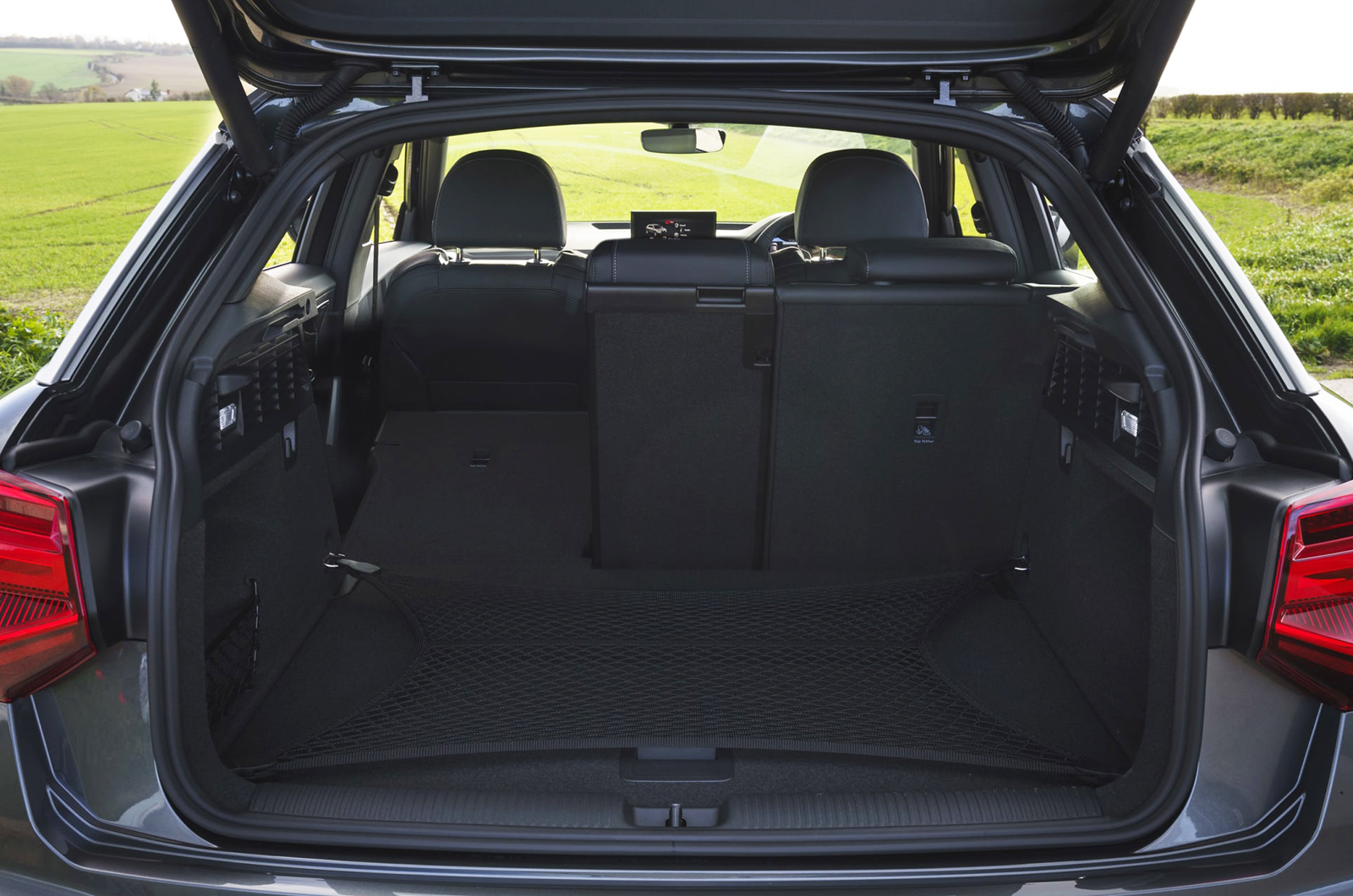 Audi Q2 2022 boot