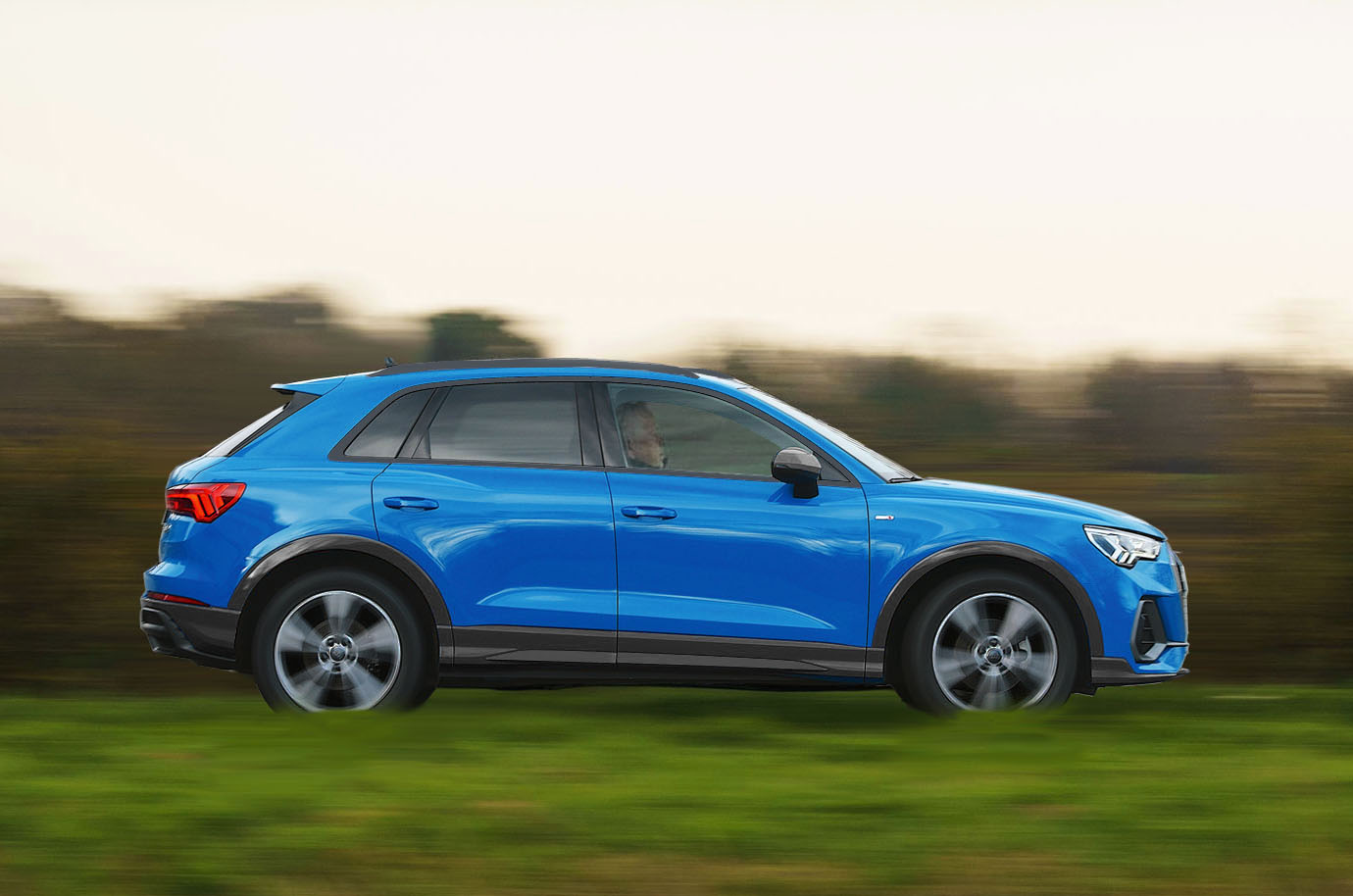 Audi Q3 2022 side