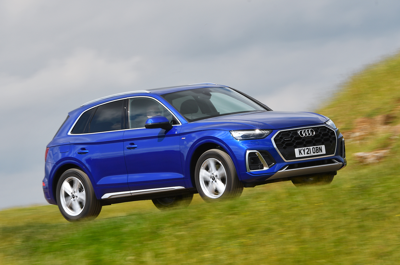 Audi Q5 2021 front pan