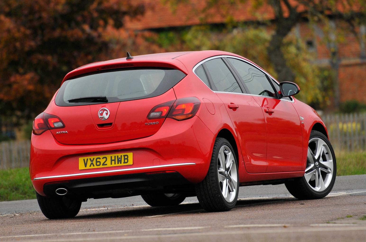 Vauxhall Astra (09 - 15)