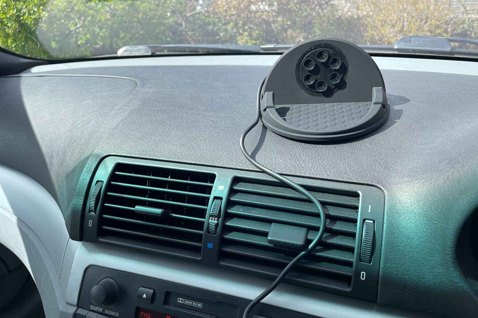 Beeasy car suction cup