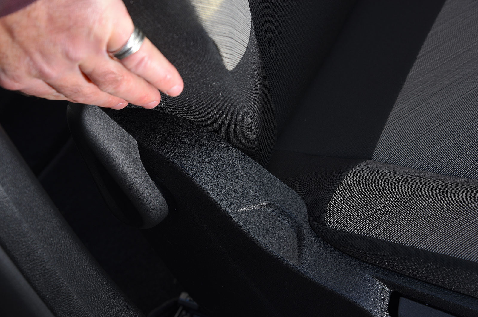 Citroen Berlingo seat lever