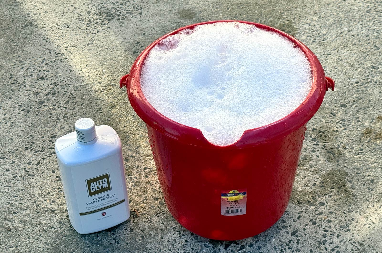 Autoglym Ceramic Wash and Protect suds