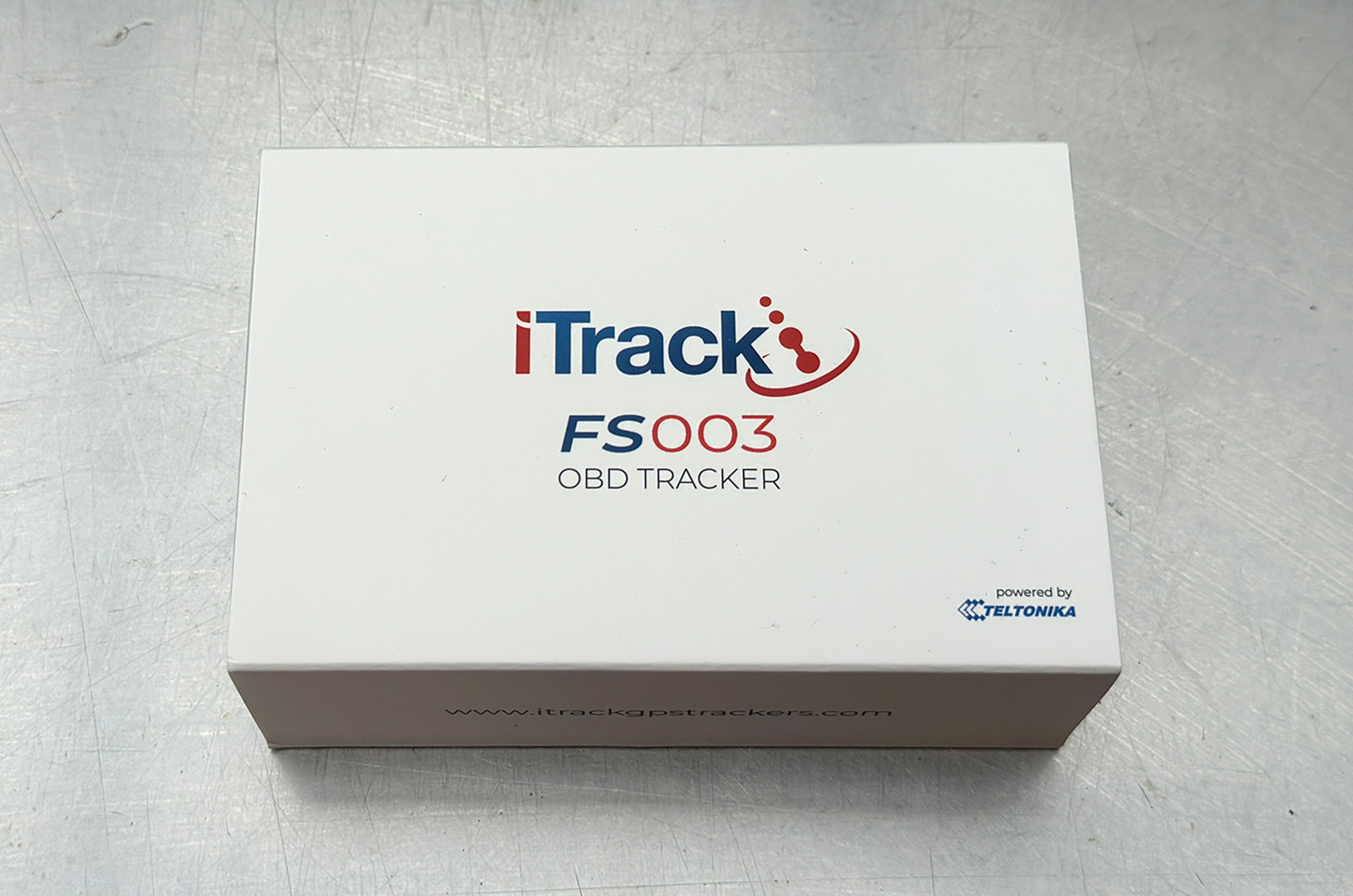 Best car GPS trackers - iTrack- FS003