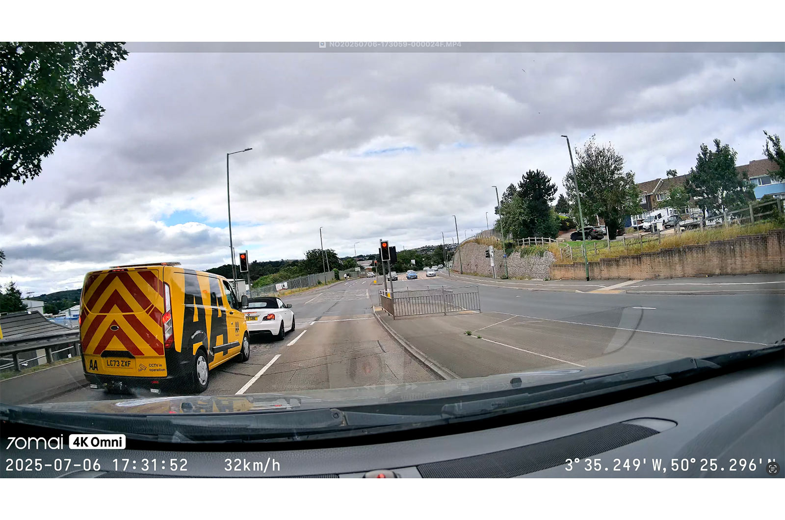 Best dash cams - 70Mai 4K Omni day footage