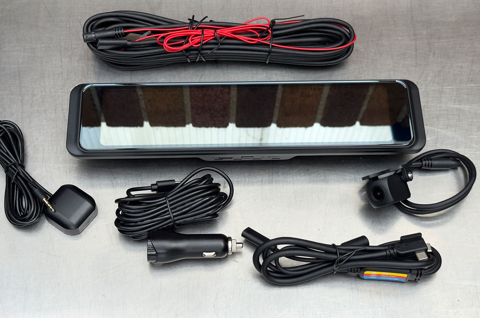 Best dash cams Miofive Mirror 1