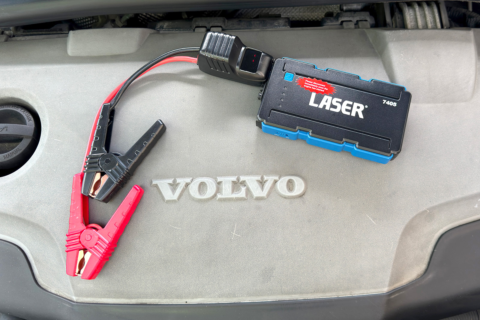 Best jump starters Laser 7405 in operation