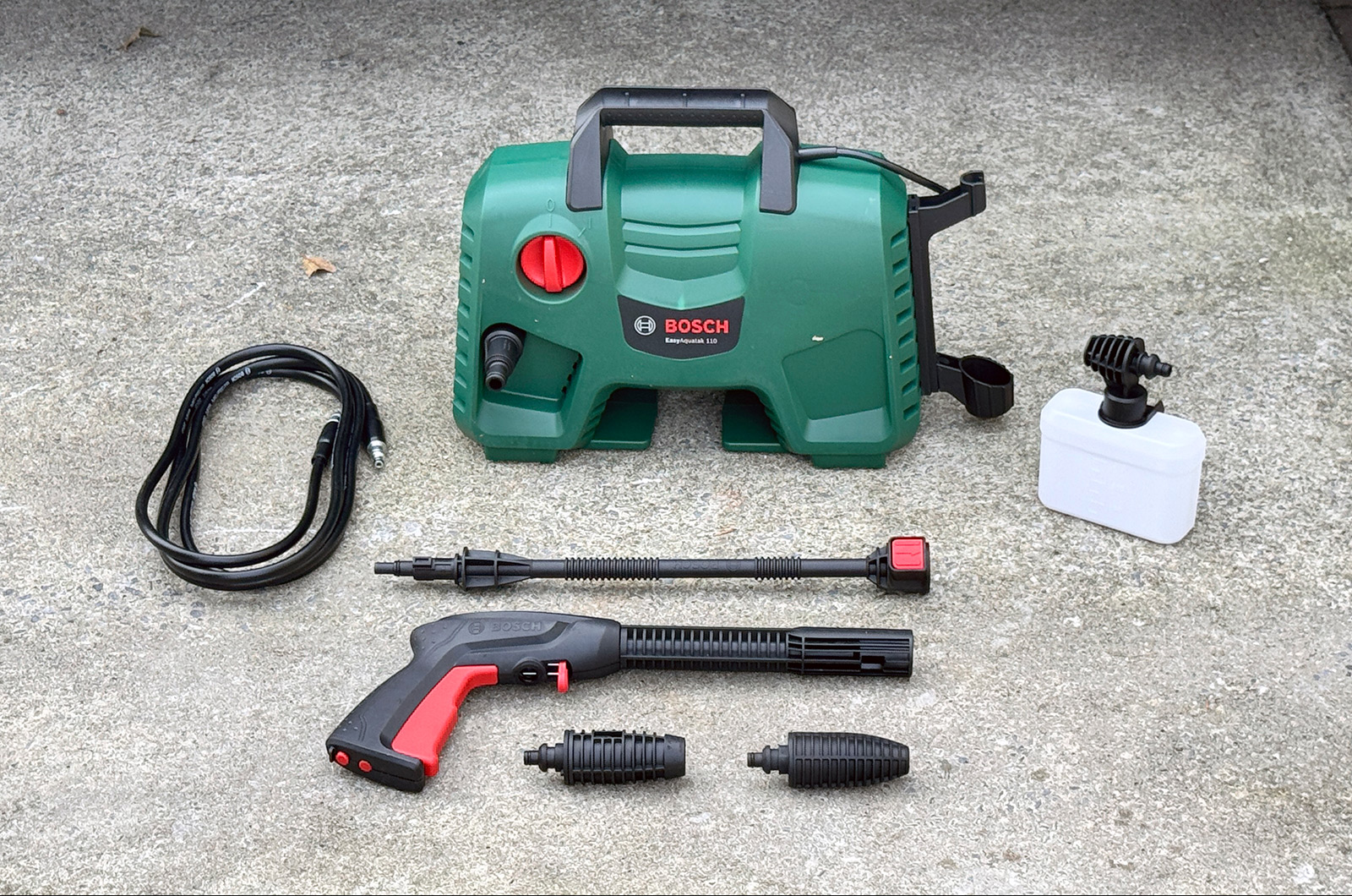 Bosch Easy Aquatak 110 components - best pressure washers