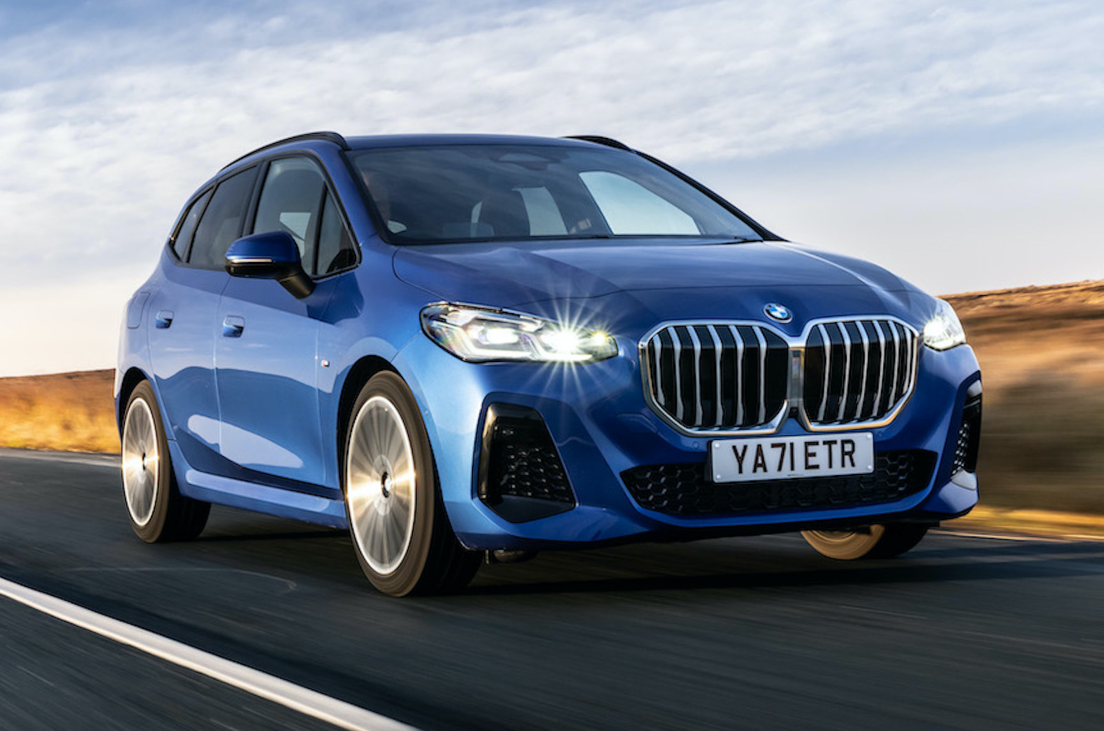 BMW 2 Series Active Tourer front right driving