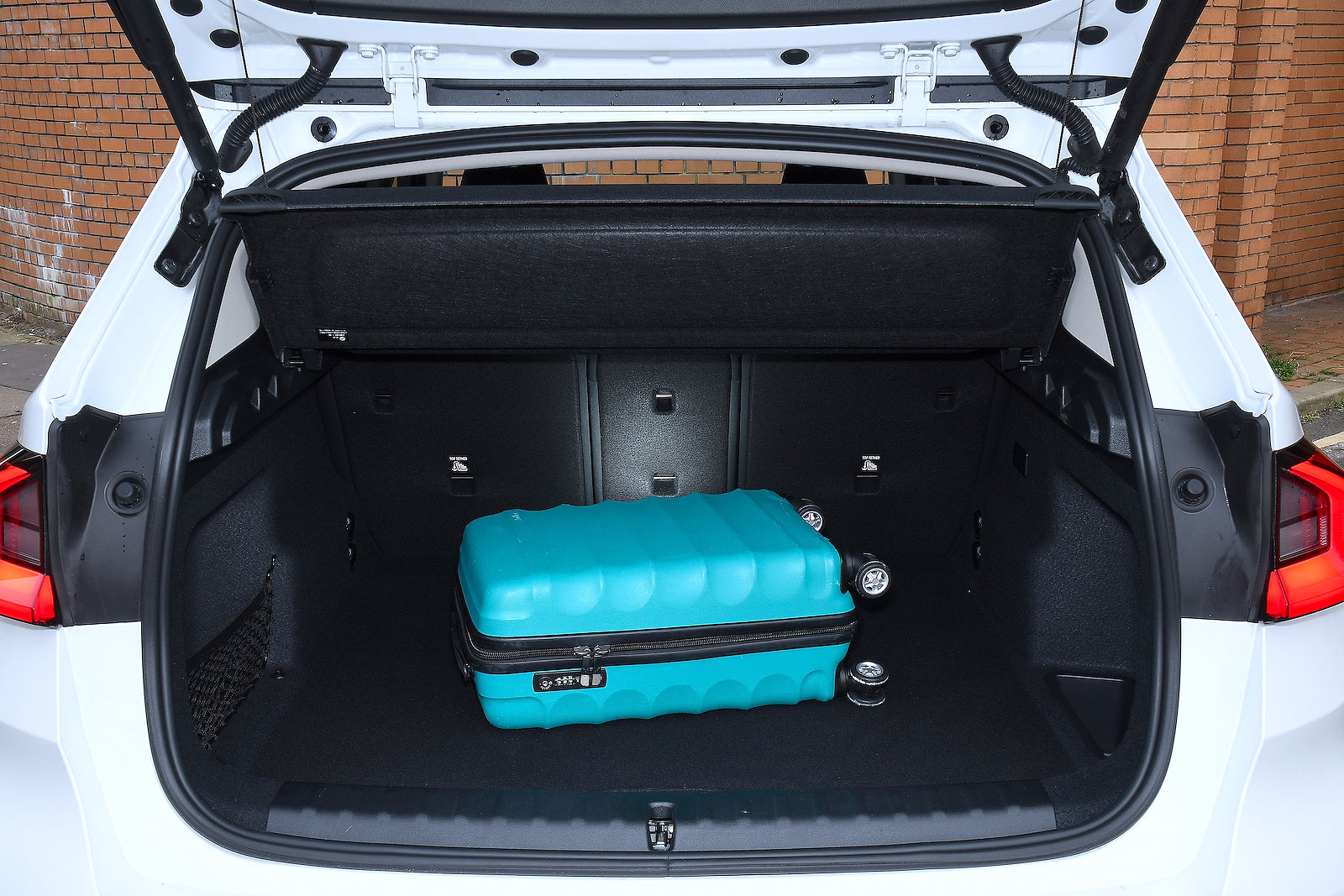 BMW iX1 boot