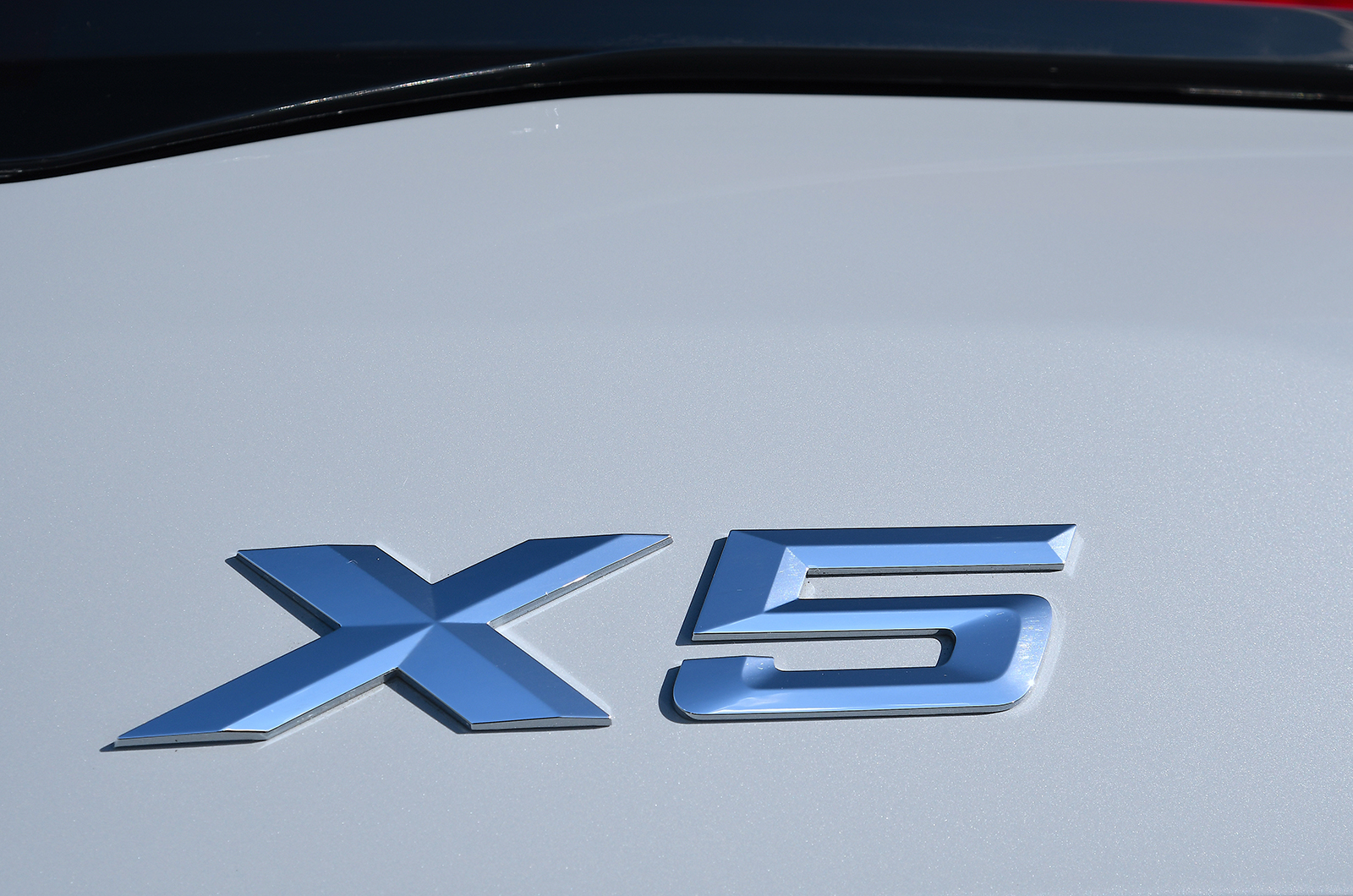 BMW X5 badge detail