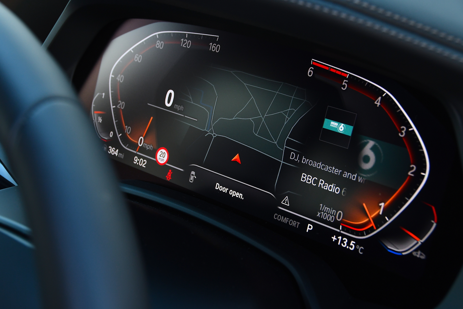 BMW X7 2022 interior driver display