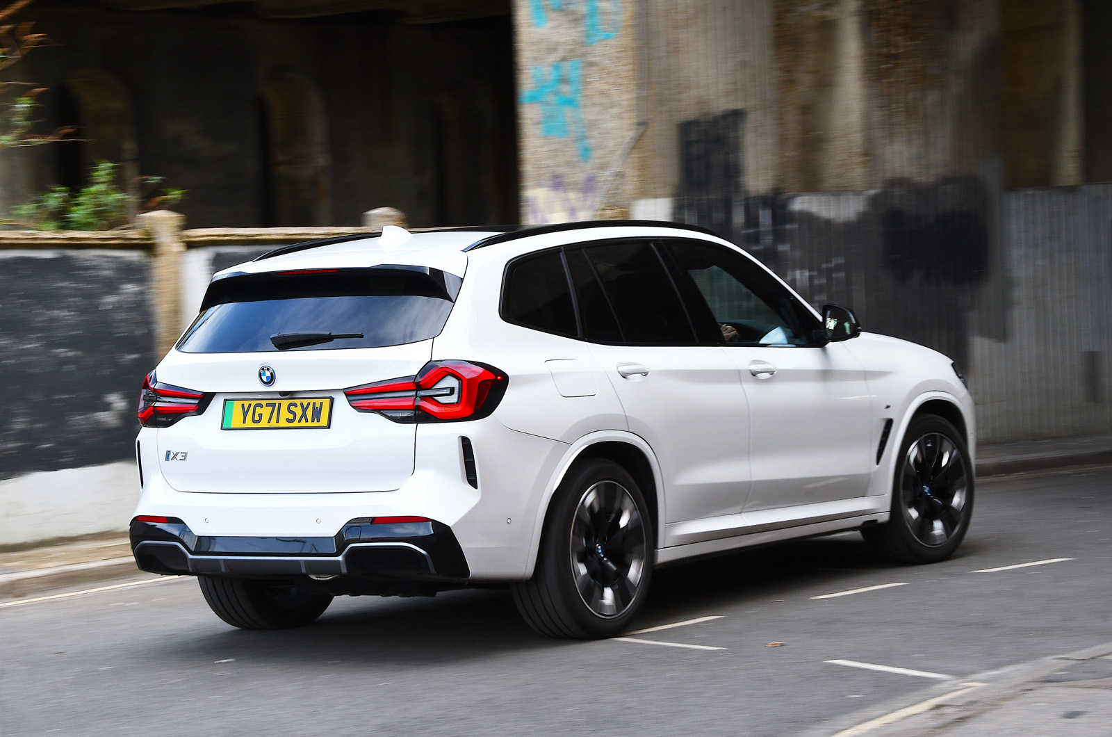BMW iX3 2022 rear