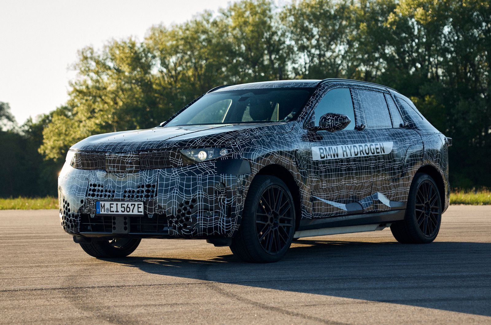 BMW iX5