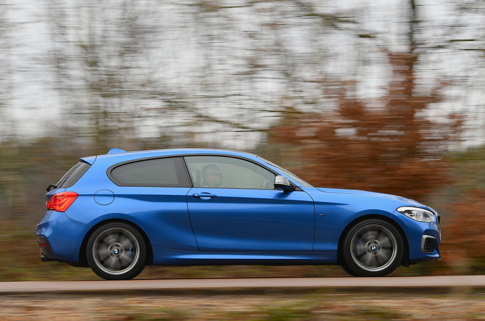 BMW M140i side