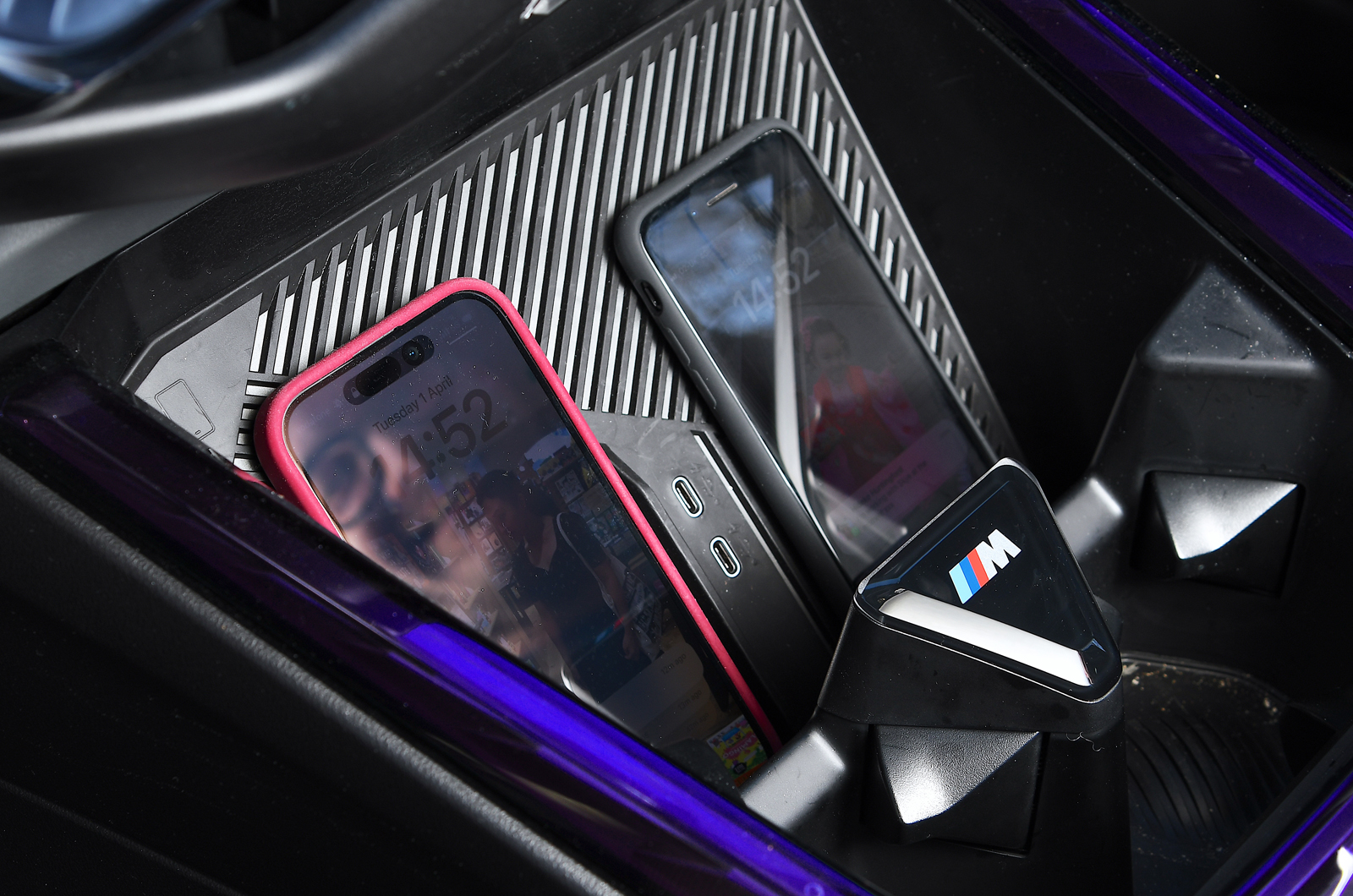 BMW X3 LT wireless phone charger slots