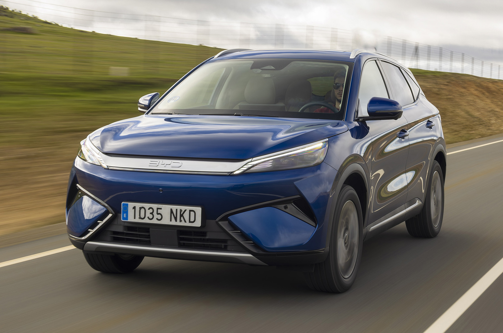 BYD Atto 3 Evo driving front left