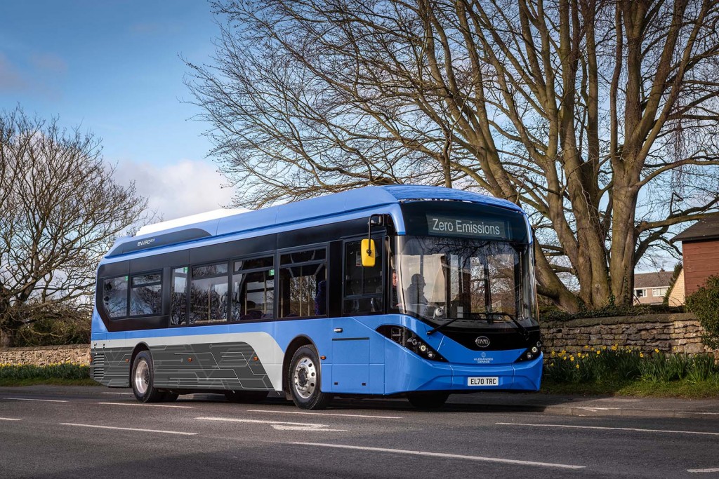 Zero-emissions bus 