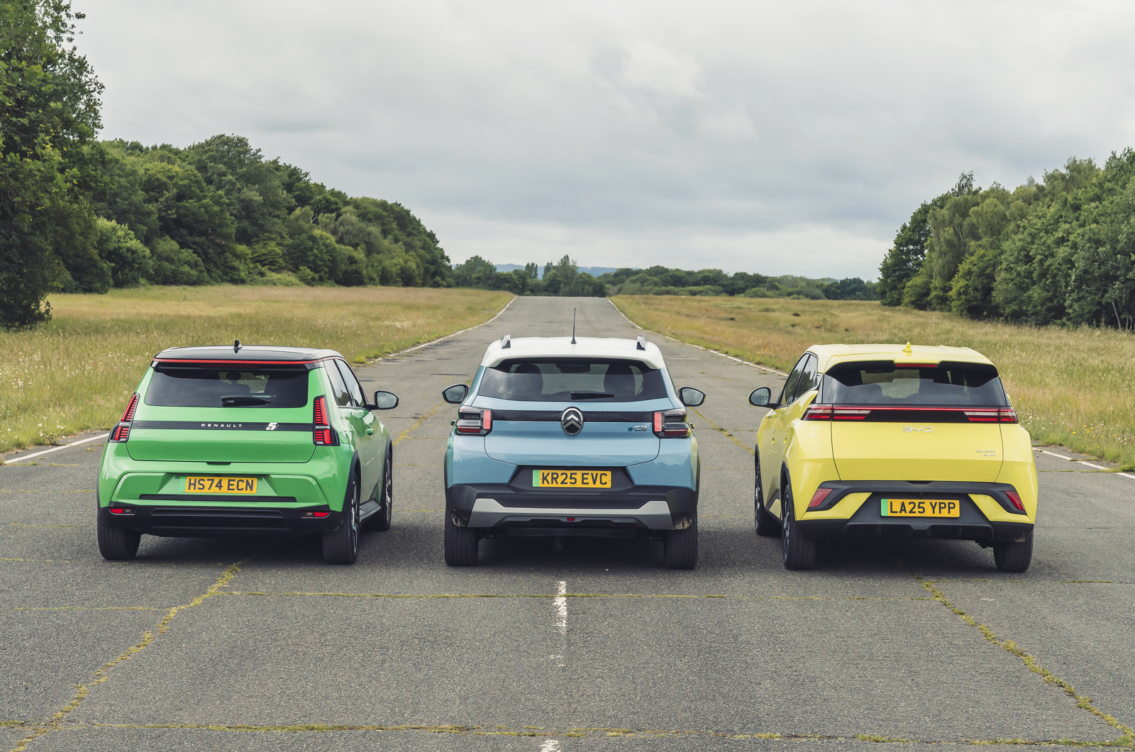 BYD Dolphin Surf vs Citroen e-C3 vs Renault 5 on drag race start line