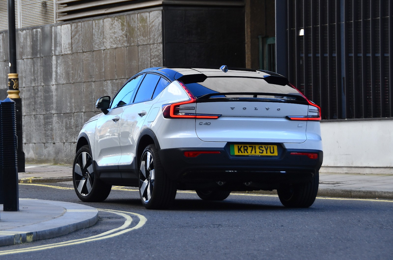 New Volvo C40 Recharge rear 3/4