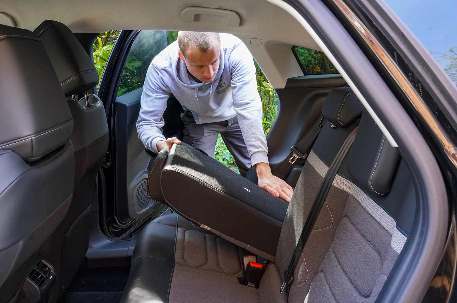 Citroen C4 back seats